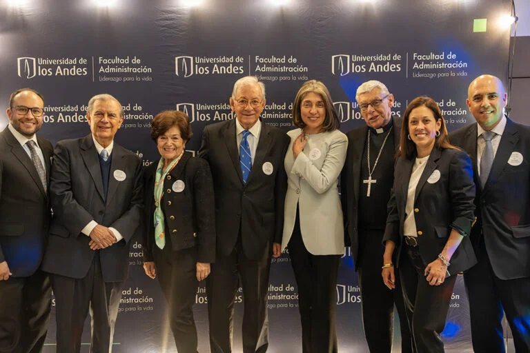 Cena de cierre de semestre del Portafolio de Posgrados en Finanzas: un espacio para reconocer la excelencia académica y la trayectoria profesoral