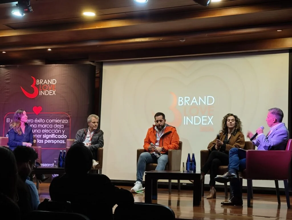 BRAND LOVE 1