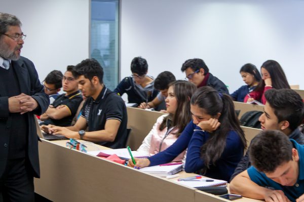 banner-destacado-soluciones-inteligentes-a-problemas-economicos